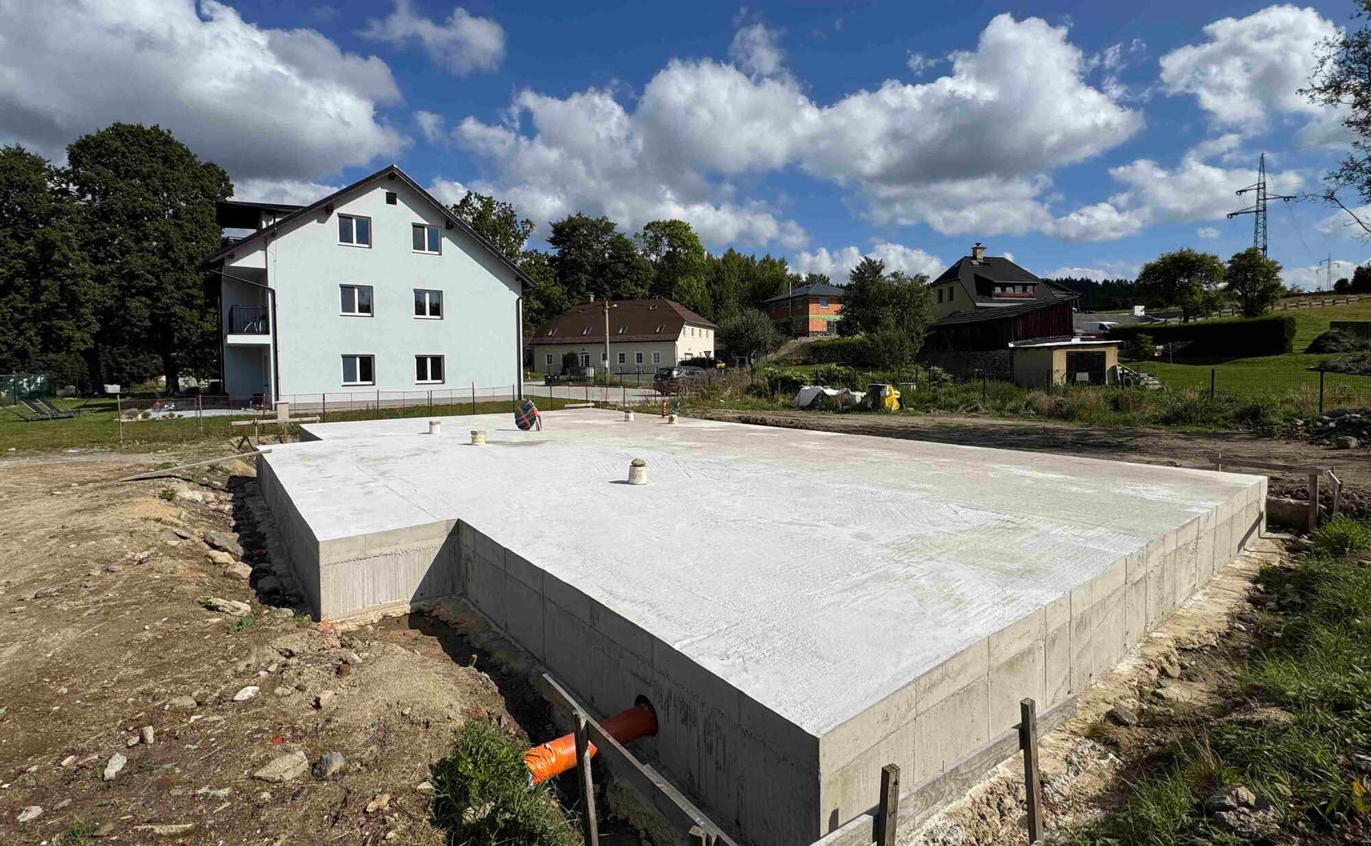 Základová deska etapy II projektu Byty Rýnovice